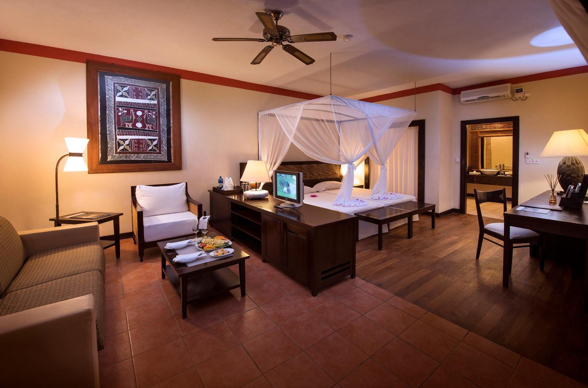 Diamonds Malindi Hotel Exterior photo