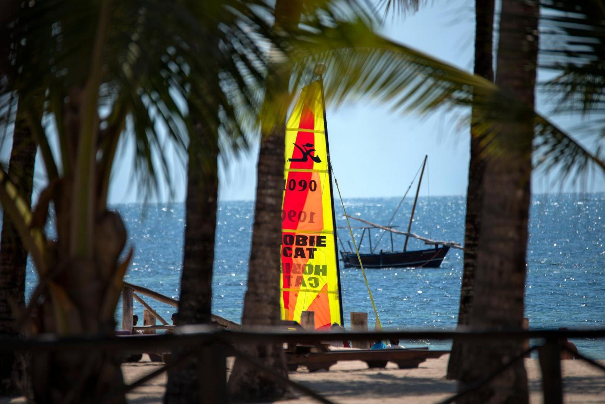 Diamonds Malindi Hotel Exterior photo