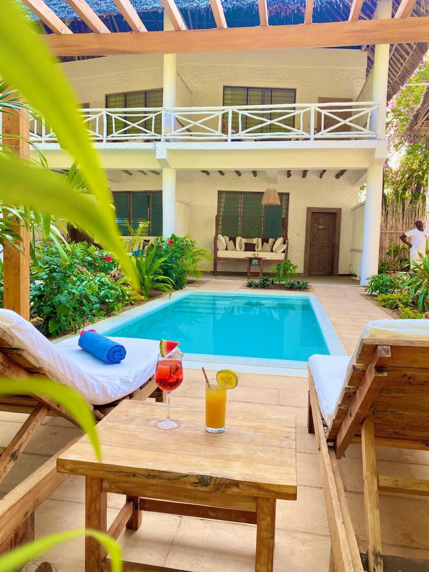 Diamonds Malindi Hotel Exterior photo