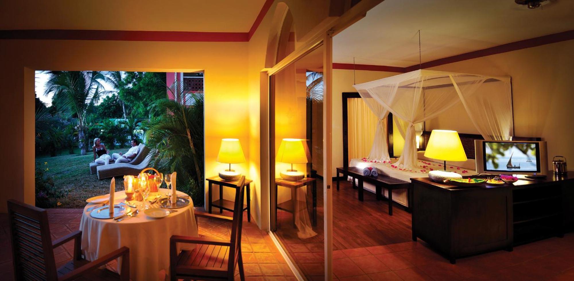 Diamonds Malindi Hotel Exterior photo